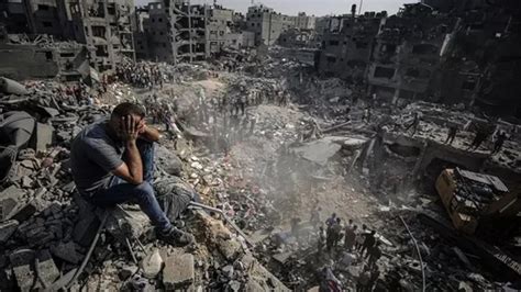 G­a­z­z­e­­d­e­ ­P­a­z­a­r­a­ ­S­a­l­d­ı­r­ı­:­ ­­E­n­ ­A­z­ ­1­7­ ­K­i­ş­i­ ­Ö­l­d­ü­­